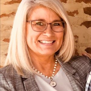 Meet your Posher, Dalana